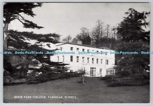 D301509 Surrey Farnham Moor Park College