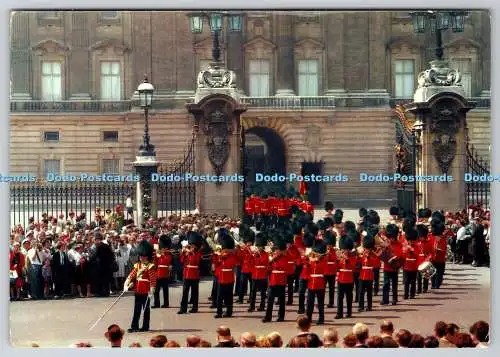 D304321 London Buckingham Palace Guards Band Leaving A V Fry PM Doncaster 1964