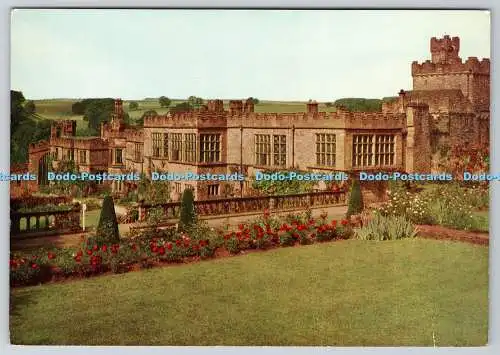 D304322 Haddon Hall Terrasse und Südfront English Life Publikation Derby Postc