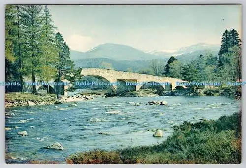 D310384 Schottland The Old Brig of Dee in Invercauld bei Braemar J Arthur Dixon L