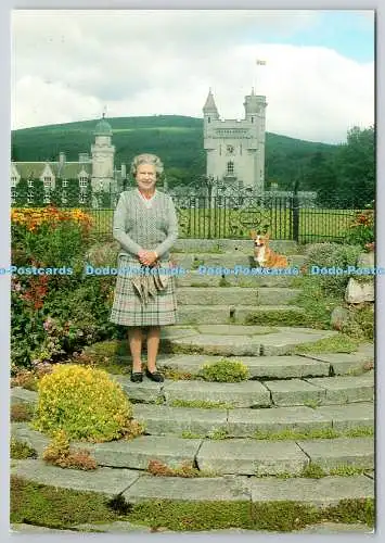 D307958 HM The Queen at Balmoral Castle Jarrold Norwich