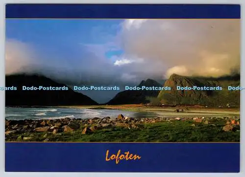 D302040 Lofoten Norwegen Blick auf Fluss und Berge ZUM FOTO