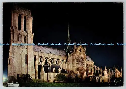 D308294 La athedrale Notre Dame vue du quai Montebello Paris et ses Merveilles P