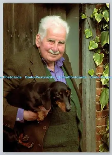 D305149 Christopher Lloyd OBE VMH mit Canna Hund Jonathan Buckley Great Dixter N