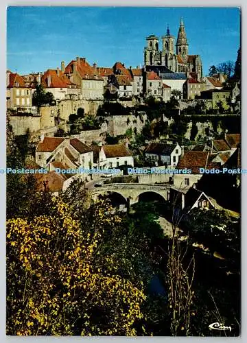 D305159 Semur en Auxois La vieux quartier vers l Eglise Notre Dame Macon CIM Lau