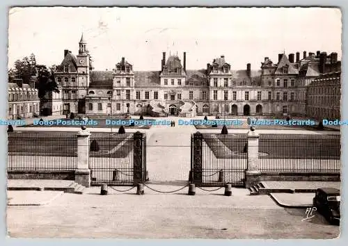 D302849 Palais de Fontainebleau The Main Front and Forewell Court Art AP 1953