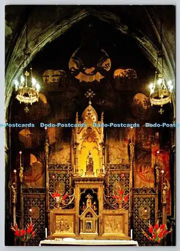 D305509 Rocamadour Lot Site de France Interieur de la Chapelle Notre Dame avec l