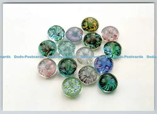 D311541 Petite Fleur Briefbeschwerer Isle of Wight Glas Beric Tempest