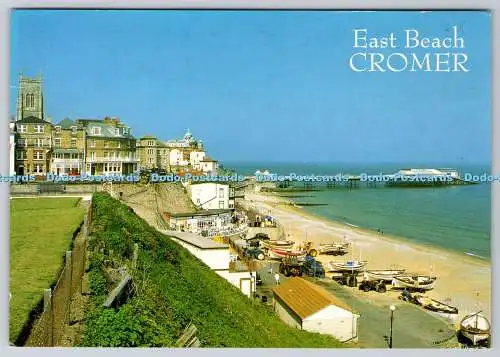 D308954 Cromer East Beach and Pier J Salmon Sevenoaks Kamerafarbe Postkarte Engl