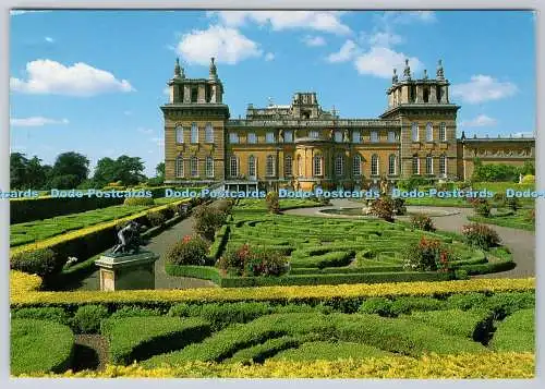 D311827 Blenheim Palace The Italian Gardens Jarrold Norwich