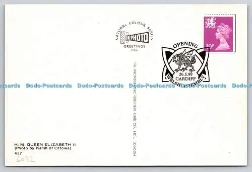 D306336 Queen Elizabeth II Karsh of Ottowa The Photographic Greeting Card London