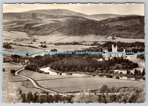D320525 in Royal Deeside. Schloss Balmoral und der Weg nach Braemar. J. B. Weiß.