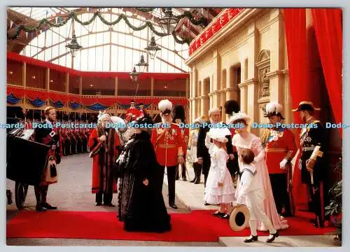 D312378 Queen Victoria und ihre königlichen Gäste. Annäherung an ihre Kutsche. Madame Tu