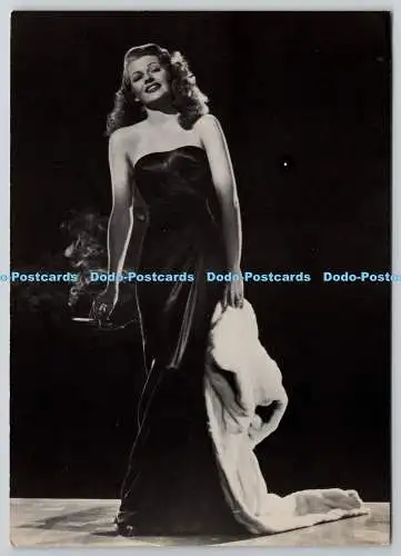 D312888 Rita Hayworth in Gilda 1946. 1986 von Dover Publications Inc. Mineola. N.