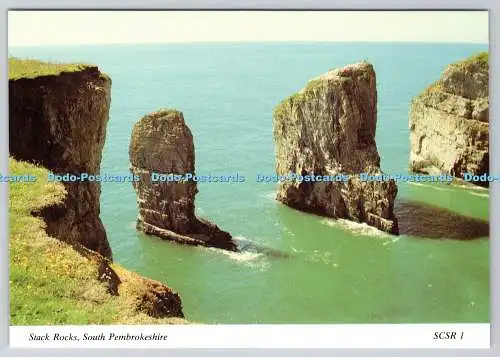 D312972 Stack Rocks. South Pembrokeshire Holiday Coast. Sucher Postkarten. Sa