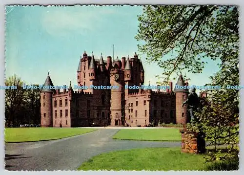 D314100 Schottland. Angus. Glamis Castle. Valentinstag. Schottische Bildserie. Dunde
