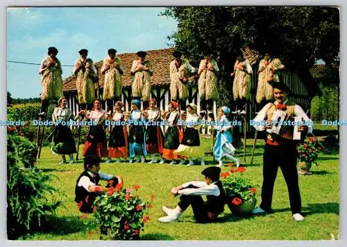 D314156 Kostüme Landais. Groupe folklorique de St. Jualien en Born Lous Becuts