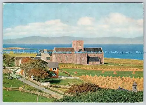 D314182 Iona Abbey. Mull Beyond. Klostergebäude restauriert. St. Columba Hotel