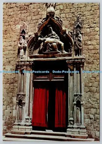 D322312 Dubrovnik. Portal der Franziskanerkirche. Braca Petrovic. Pieta 1498.