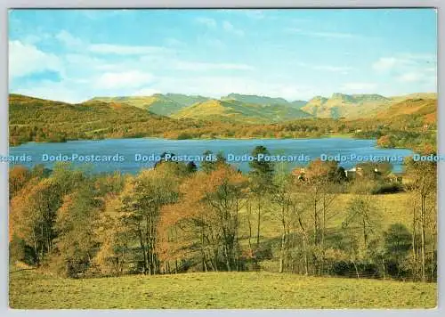 D313404 Windermere und die Langdale Pikes von Low Wood. Cumbria. DRG. J. Arthur