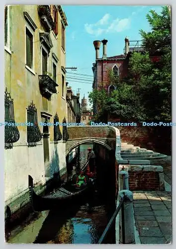 D322477 Venezia. Kanal der Toreselle. SAR. Kodak Ektachrome. PM Venezia. 1971
