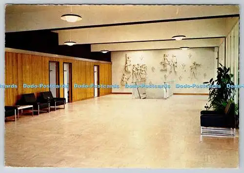 D317345 Domaine de Vontes. Hall d Accueil. Eurolux. Damon Tours
