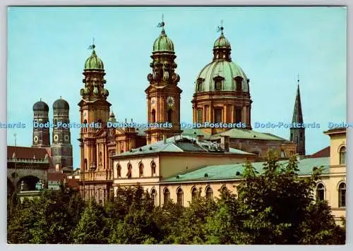 D313585 München. St Kajetans Kirche. Theatiner