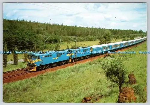 D317579 Südafrika. Blauer Zug in der Nähe von Pretoria. Johannesburg 2000. Blackshaws. P