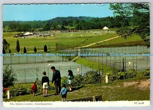 D319204 Southampton. Das Sportzentrum. Valentinstag. Valuxe