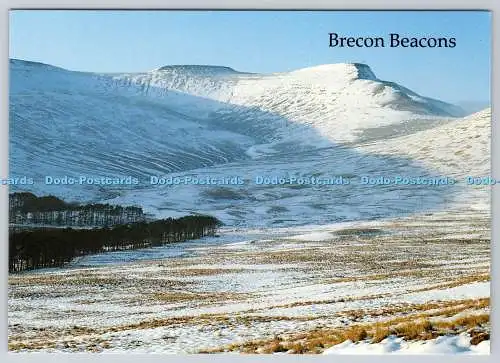 D317779 Powys. Brecon Beacons. Pen Y Fan und Corn Du im Winter. Nick Jenkins. Ju