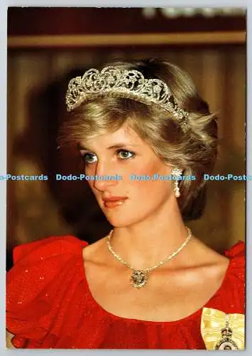 D323029 H.R.H. Princess of Wales Lady Diana. Kensington Gardens London. Tim Gr