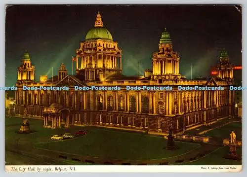 D317821 Nordirland. Belfast. Rathaus bei Nacht. E. Ludwig. John Hinde. Du