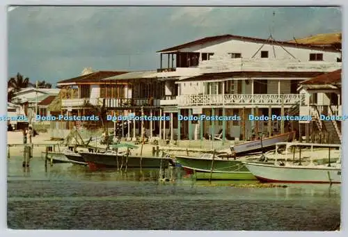 D315131 San Pedro. Ambergris Caye. Belize in Naturfarbe. Cubola Productions.