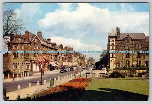 D315132 Yorkshire. The Grove. Ilkley. J. Arthur Dixon. Newport. Farbfotografie