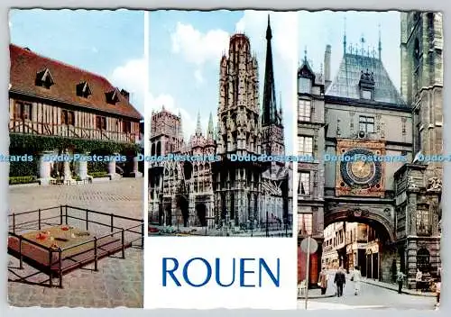 D315263 Seine Maritime. Rouen. La Place du Marche. La Cathedrale. Le Gros Horlog