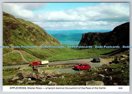 D315348 Applecross. Wester Ross. Haarnadelkurve am Gipfel des Rinderpasses. W