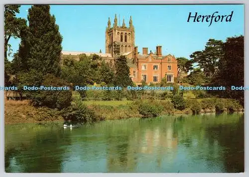 D323412 Hereford Cathedral vom Fluss Wye. J. Salmon Ltd. Sevenoaks. Kent