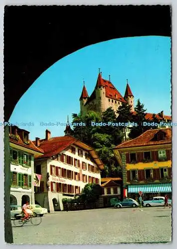 D318185 Schweiz. Bern. Thun. Blick auf Schloss. Krüger. 1968. Postkarte