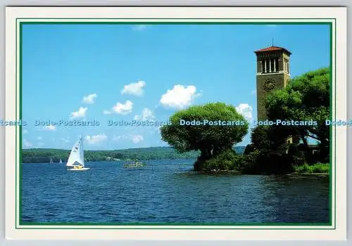 D323443 Chautauqua Lake in der Nähe von Miller Bell Tower. Ein nationales historisches Wahrzeichen. Ne