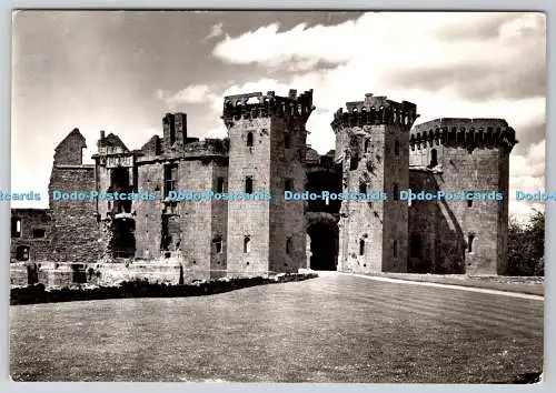 D319833 Monmouthshire. Raglan Castle. Gatehouse-Sortiment aus dem Südosten. Minis