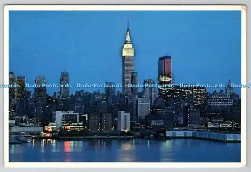 D323539 The Empire State Building. Den Nachthimmel durchdringen. A. Orsini. New York C