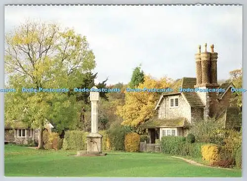 D323543 Blaise Hamlet. Bristol. Avon. Keith Hewitt FRPS. Krebslinderung Macmillan
