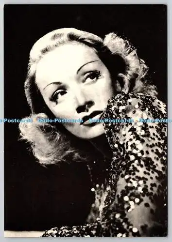 D318320 Marlene Dietrich. deutsch-amerikanische Schauspielerin und Sängerin. P.I. Paris. Humou
