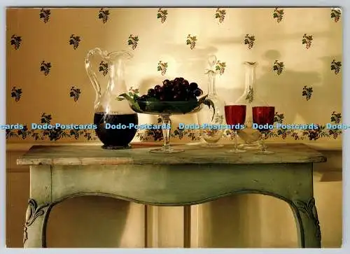 D323606 Laura Ashley. Foto Trevor Richards. Kapitel und Strophe. Bacchus und Isis