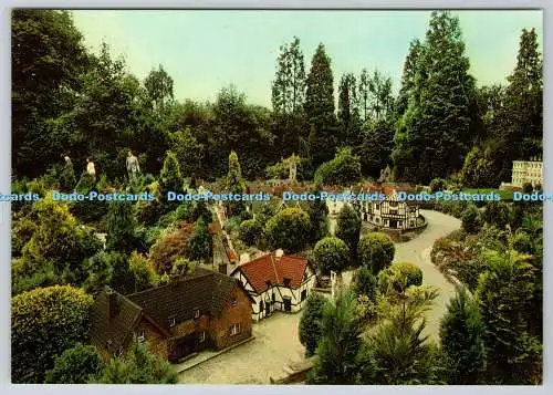 D316096 Das Hauptdorf. Bekonscot Model Village. Beaconsfield. Jarrold. Norwic
