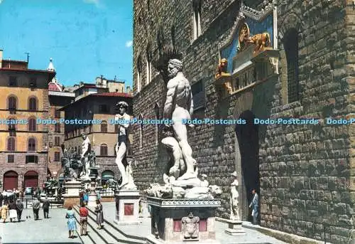 D233936 Firenze Der Platz des Herrn Eingang des Alten Palastes De Maria 1961