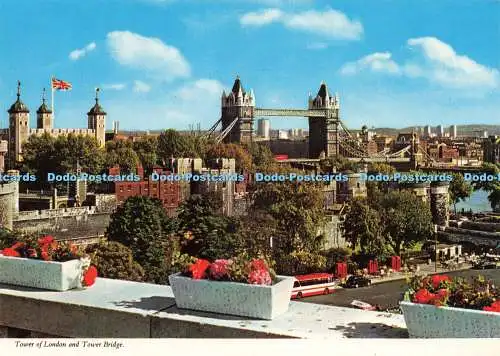 D236318 The Tower Of London and Tower Bridge I V P United Artists