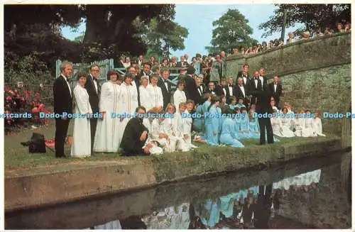 D234268 Kanadischer Chor am Ufer des Kanals bei Llangollen J Salmon Ltd