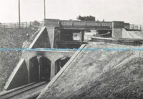 D229714 Southall Windmill Lane Three Bridges c 1905 New Perspectives Local Histo