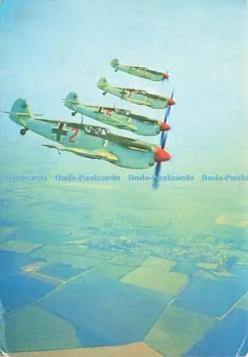 D236725 Ein Flug von Messerschmitts auf dem Weg, die R A F über südliche
